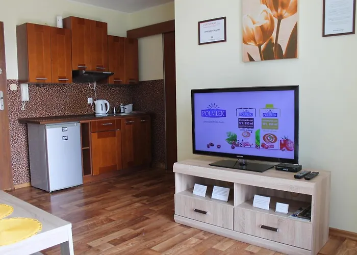 Konrad W Centrum 600 M Od Morza Колобжег