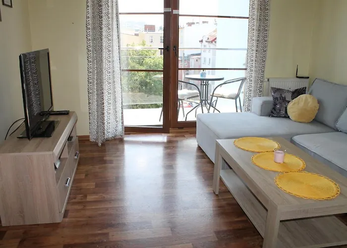 Konrad W Centrum 600 M Od Morza Kołobrzeg