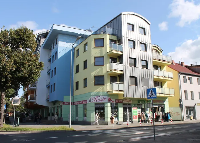 Konrad W Centrum 600 M Od Morza Kołobrzeg