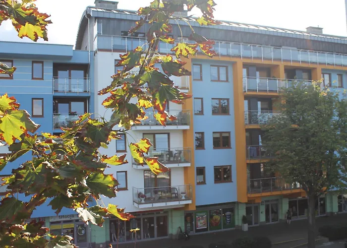 Konrad W Centrum 600 M Od Morza Kołobrzeg