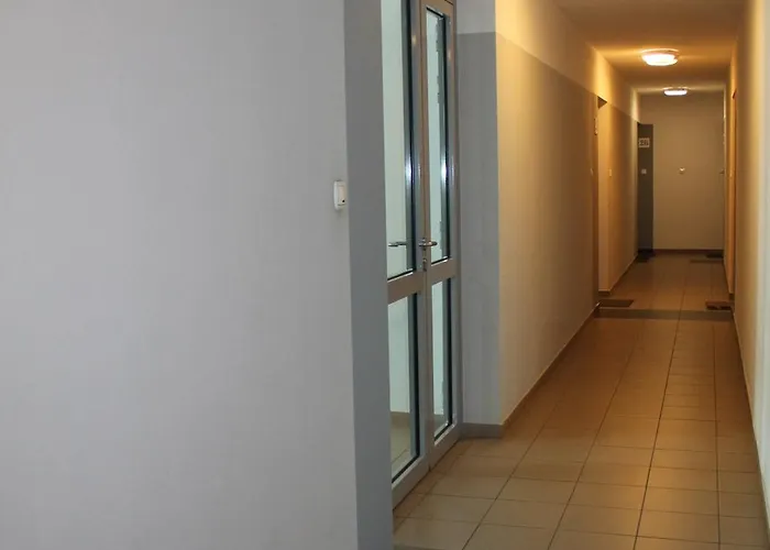 Konrad W Centrum 600 M Od Morza Колобжег